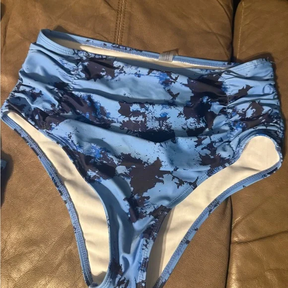 SHEIN bikini bundle - Picture 5 of 13